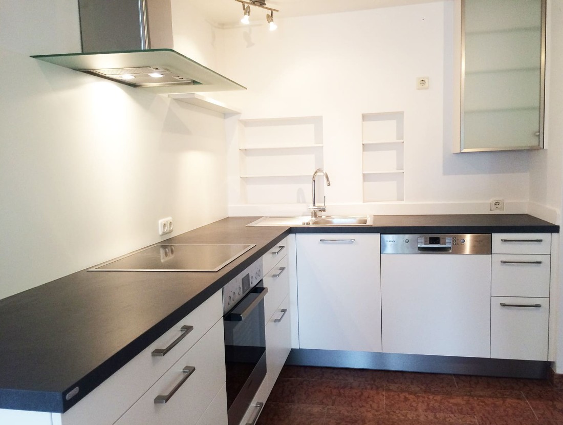 Geräumige hochwertige Küce