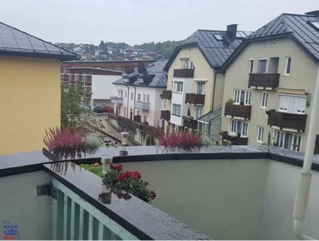 Balkon mit Aussicht über Obertrum