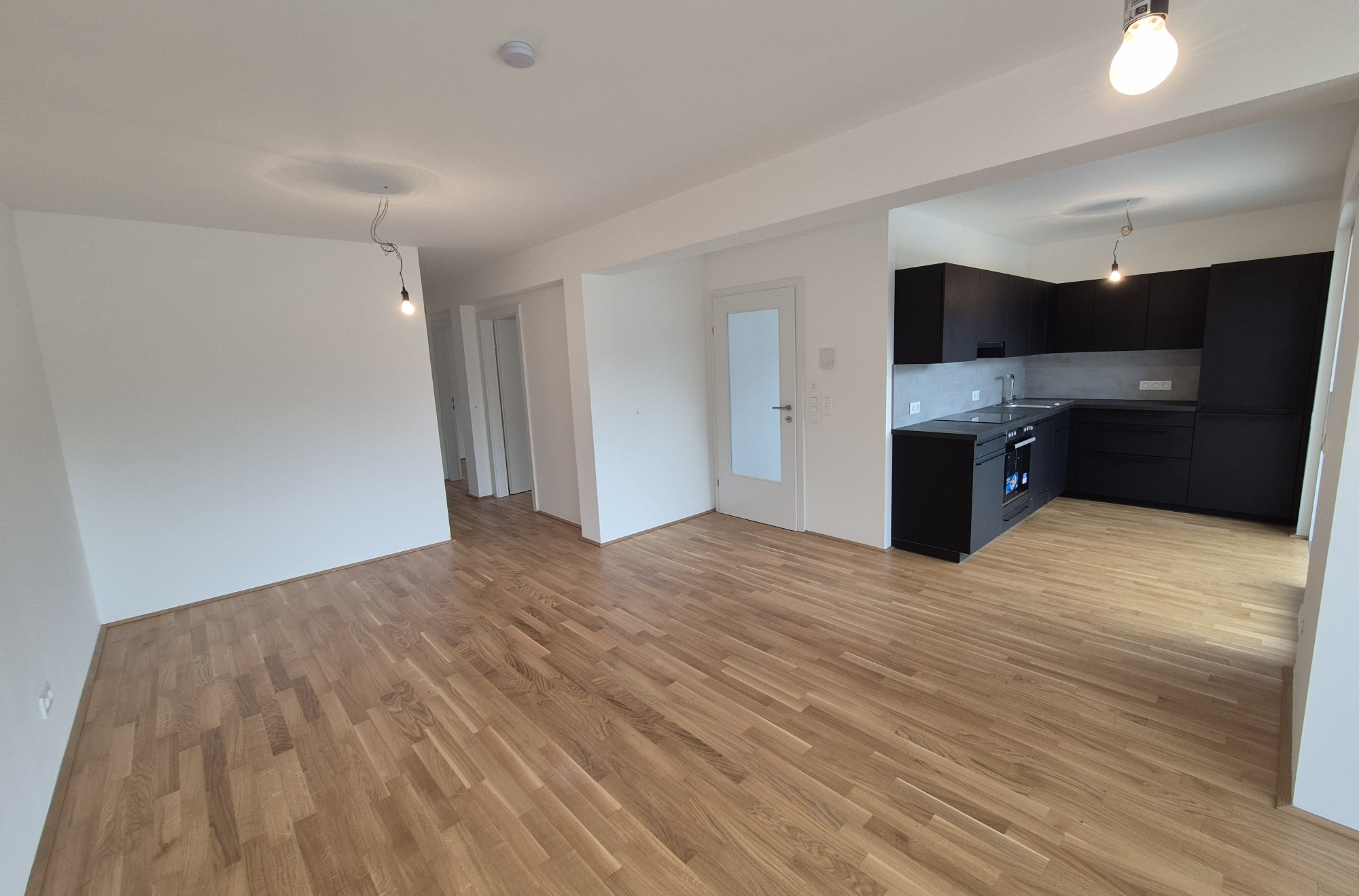 Wohn- Essbereich mit Küche